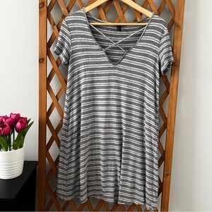 Forever 21 Gray Striped Casual Dress
